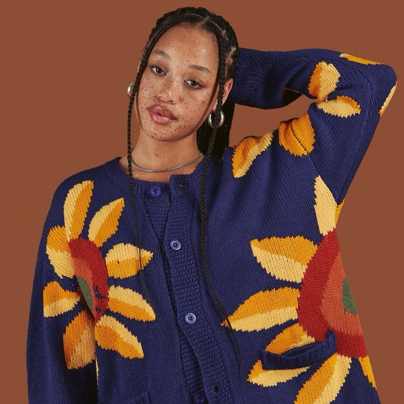 UNIF Sweaters - Size Small UNIF Petal Knit Cardigan